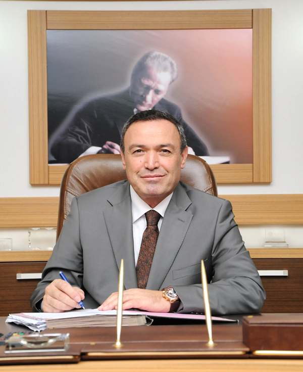Rector Prof.Dr. İsrafil KURTCEPHE